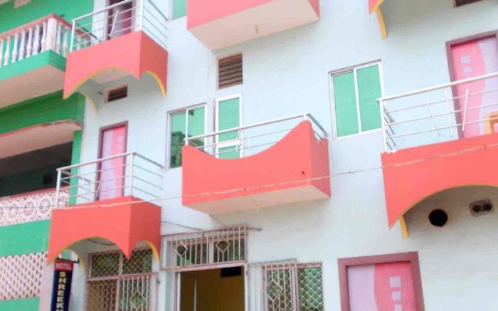 Goroomgo Hotel Srikhetra Swargadwar