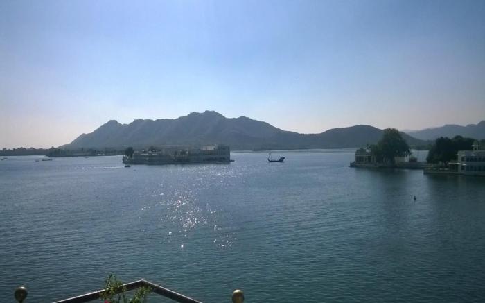 Hotel Devraj Niwas on Lake Pichola Udaipur