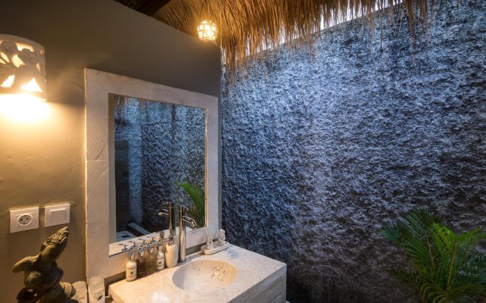 Relax Bali Beach Front Dive & Spa Resort