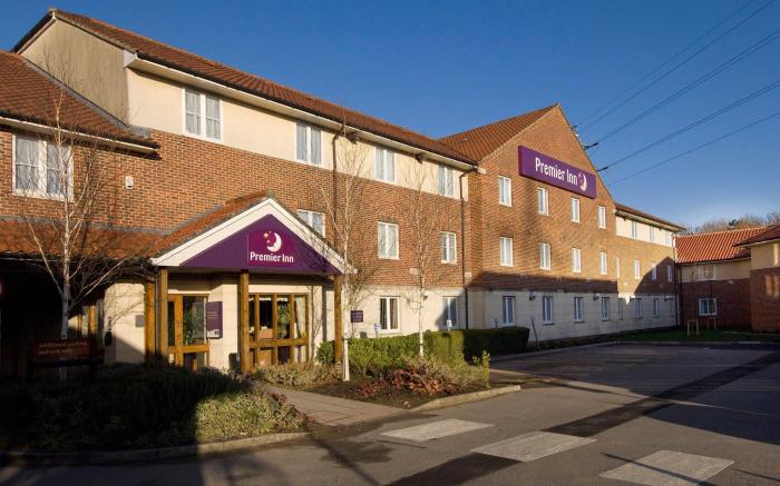 Premier Inn Swindon West - M4 J16
