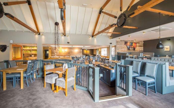 Premier Inn Swindon West - M4 J16