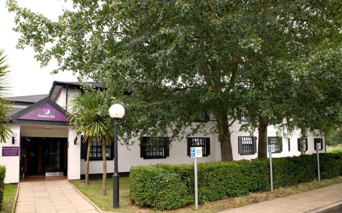 Premier Inn Cobham