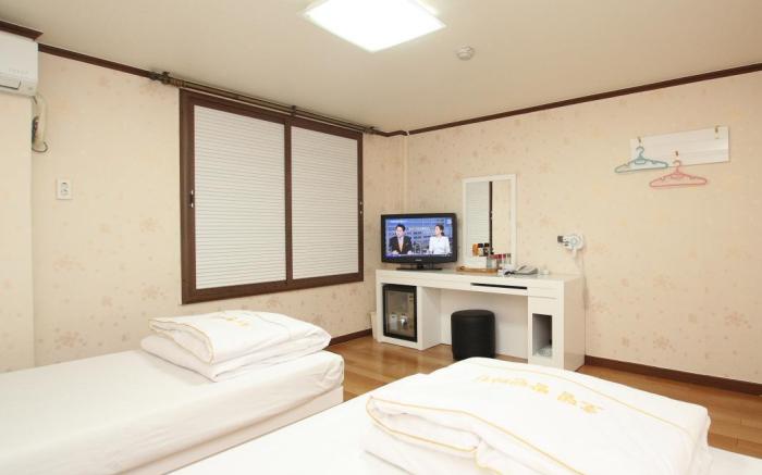 Hotel Valentine (Korea Quality)