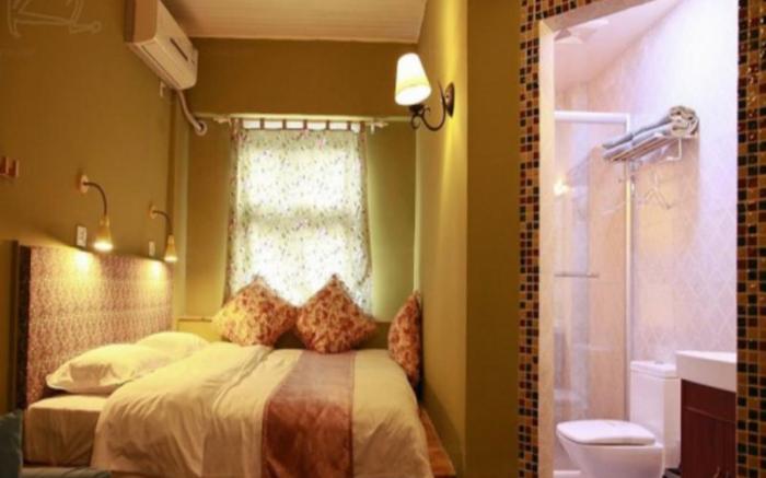 Chengdu Nova Traveller Lodge