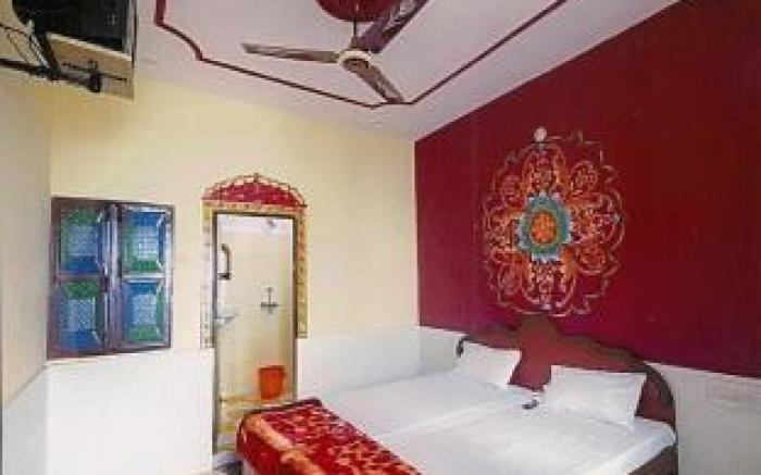 Sarvar Guest House