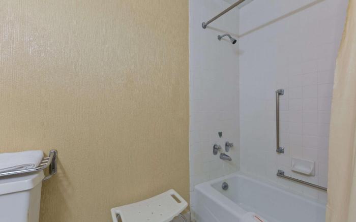 Knights Inn - Brenham, TX