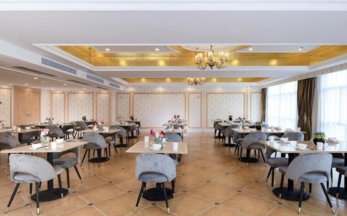 Vienna Hotel Guangxi Lingshan Liufengshan Pedestrian Street