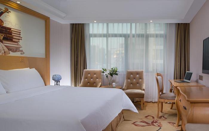 Vienna Hotel Guangxi Beihai Yintan Wanda