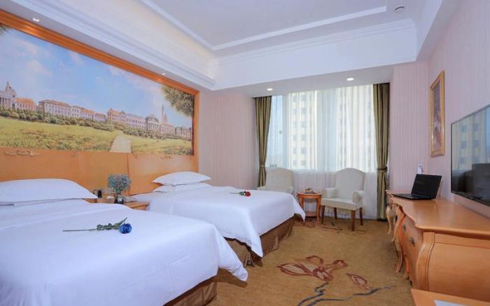 Vienna Hotel Shandong Laizhou Langhu International Plaza