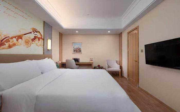 Vienna Hotel Shandong Yantai South High-Speed Railway Station