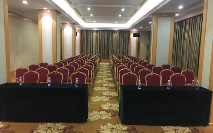 Vienna Hotel Guangdong Shaoguan Renhua Danxiashan County Center