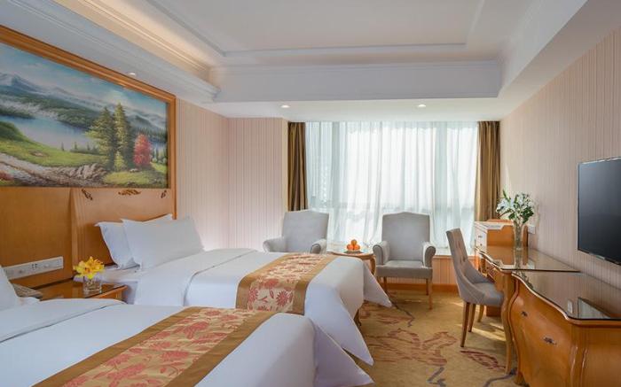 Vienna Hotel Guiyang Huaguoyuan