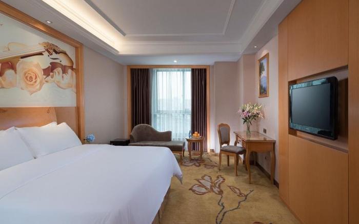 Vienna Hotel Nanning Anji Wanda 33rd Middle School Metro Station