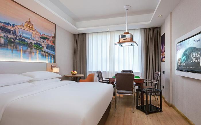 Vienna Hotel Lianyuan Renmin Middle Road Statium