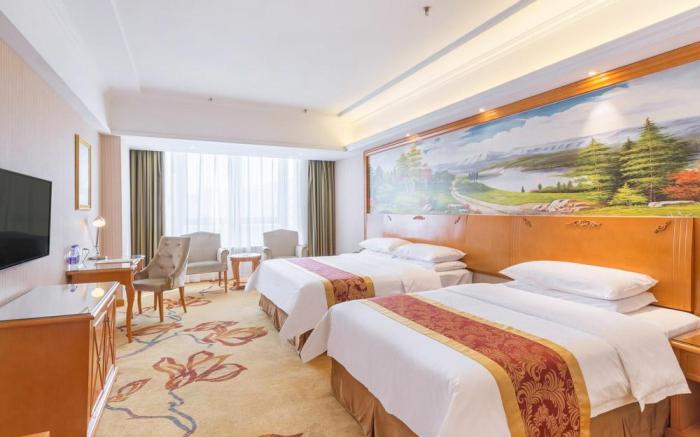 Vienna Hotel Weifang Taihuacheng