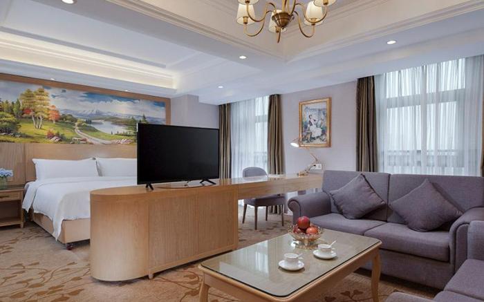 Vienna Hotel Chongqing Yongchuan High-Speed Railway Station Xinglong Lake