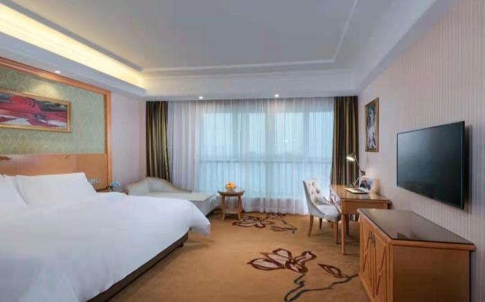 Vienna Hotel Nanchang New Grand Hongcheng Market Xianghu 1st Hospital