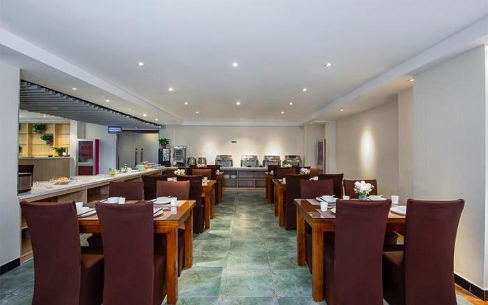 Vienna Hotel Hebei Langfang Bazhou Yijin South Road