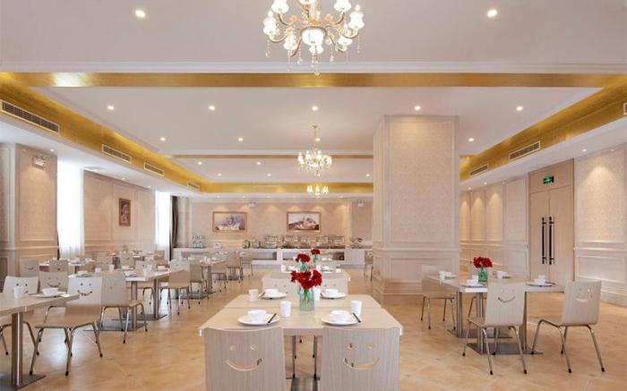 Vienna Hotel Anhui Taihe Baitai Xingma International