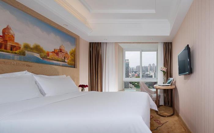 Vienna Hotel Chongqing Guanyinqiao Pedestrian Street