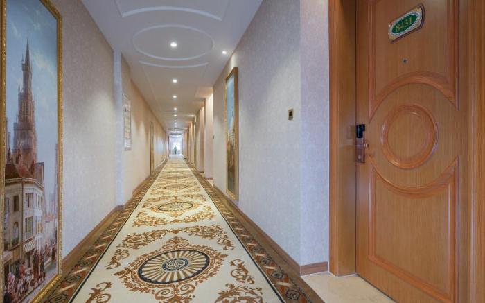 Vienna Hotel Hainan Lingshui Center
