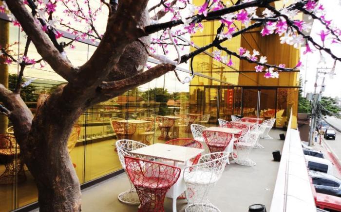 Goldberry Suites & Hotel Mactan