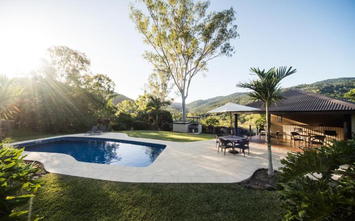 Seclude Adults Luxury Rainforest Retreat