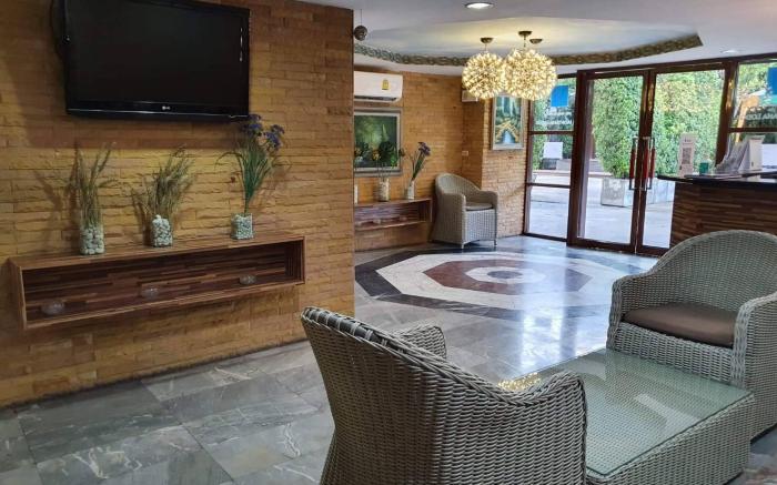 The Montana Lodge - Sathorn