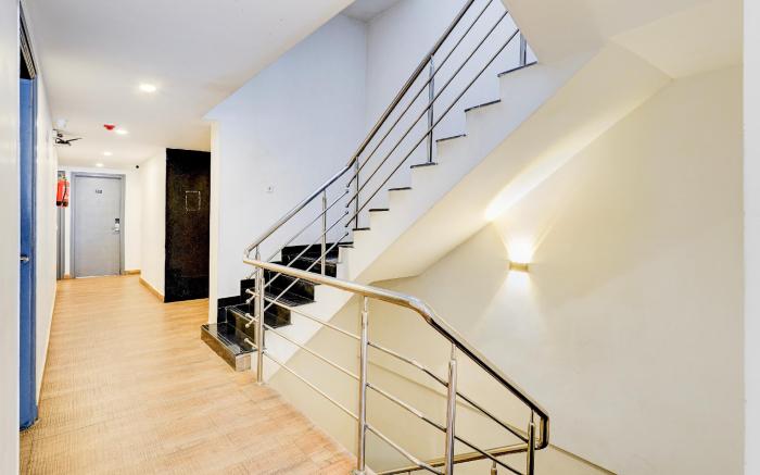 Super Townhouse Tirupati