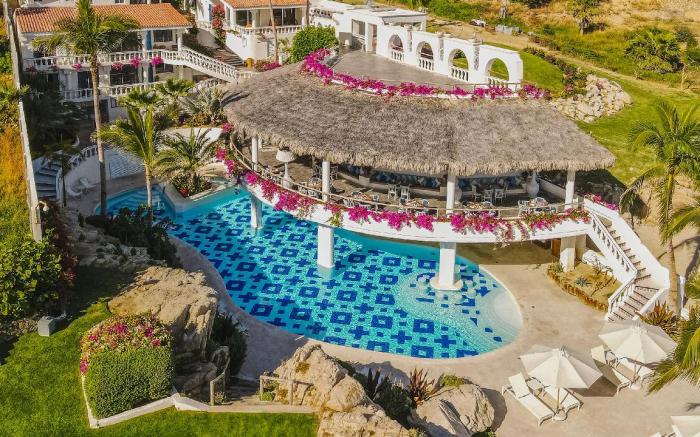 Mar del Cabo by Velas Resorts