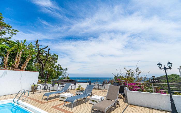 Gardenvilla Shirahama Resort Hotel