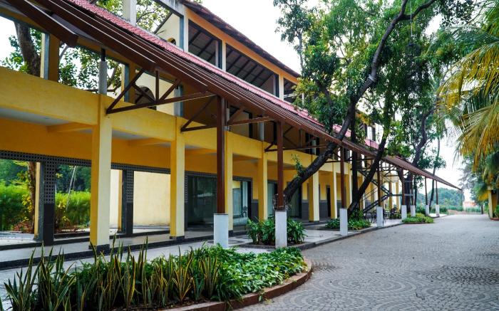 Shanti Resorts