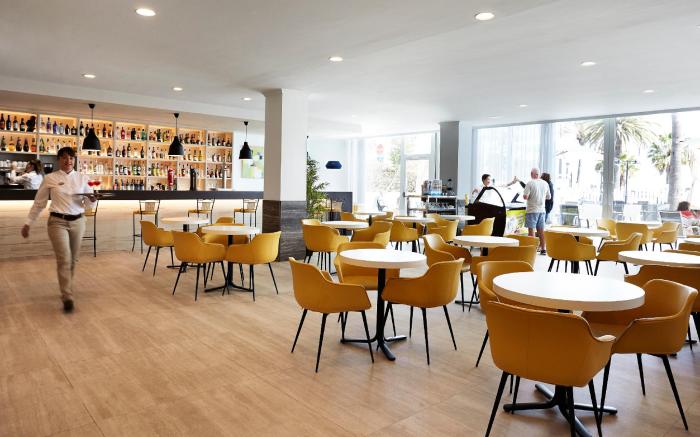 Hotel Las Arenas, Affiliated by Melia