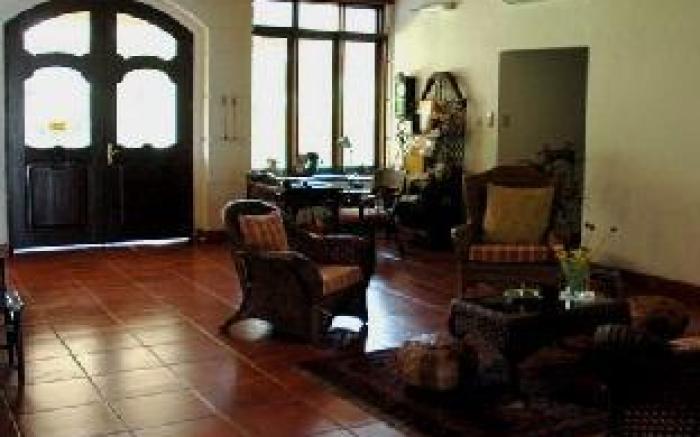 Las Flores Hotel