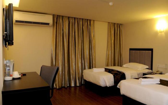 KK Waterfront Hotel