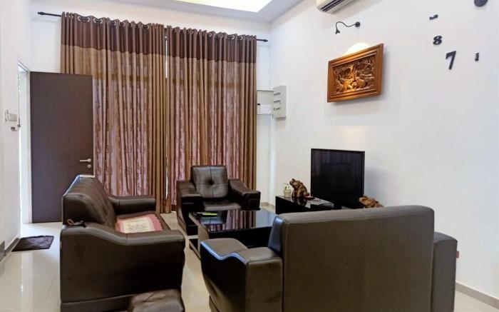 KS 9 Botanic Homestay 16pax 6R3B  Wifi Karaoke