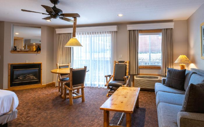Red Wolf Lodge at Olympic Valley