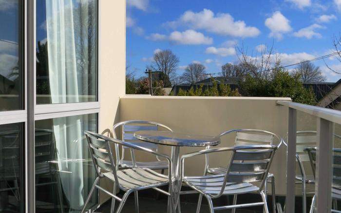Merivale Apartments.