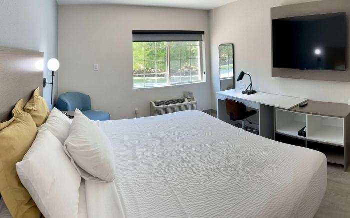 Days Inn by Wyndham Arlington