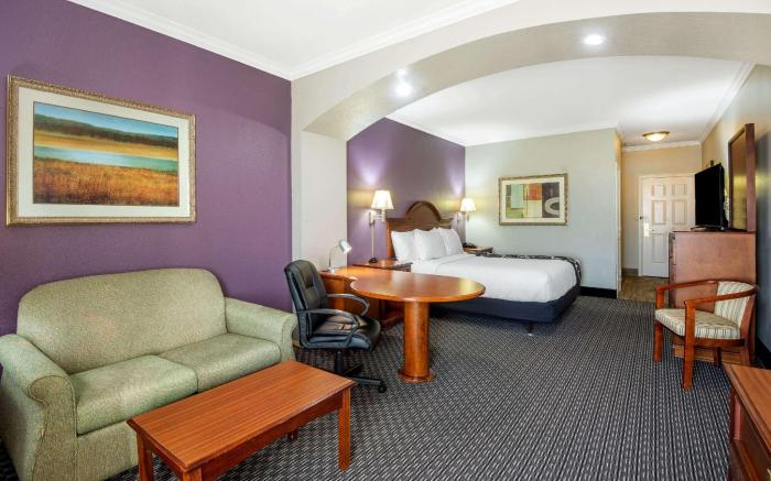 La Quinta Inn & Suites by Wyndham Gainesville