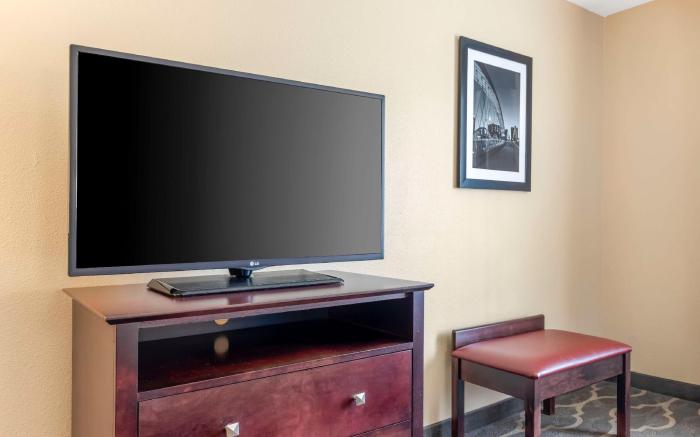 Best Western Plus Burleson Inn & Suites