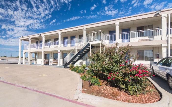 Motel 6 Wichita Falls, TX - North