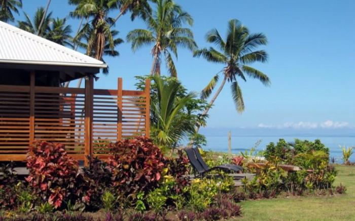 Aroha Taveuni Beachfront Bures