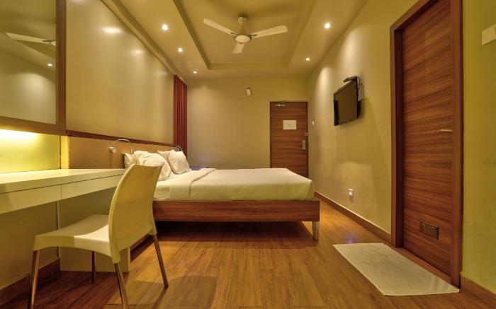 UPAR Hotels Cine City Kodambakkam