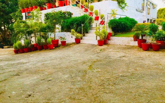 Rose cottage - A Heritage Retreat
