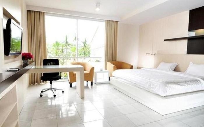 Royal Hotel n' Lounge