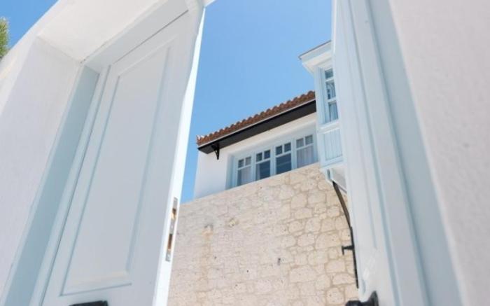 Alura Boutique Hotel