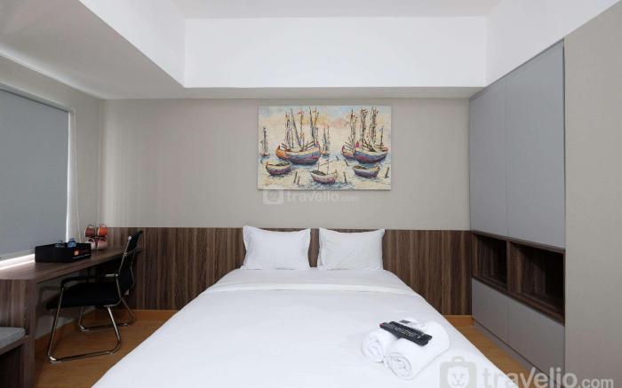 Pool View Studio Gateway Park LRT City By Travelio