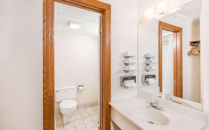 Knights Inn  South Sioux City NE