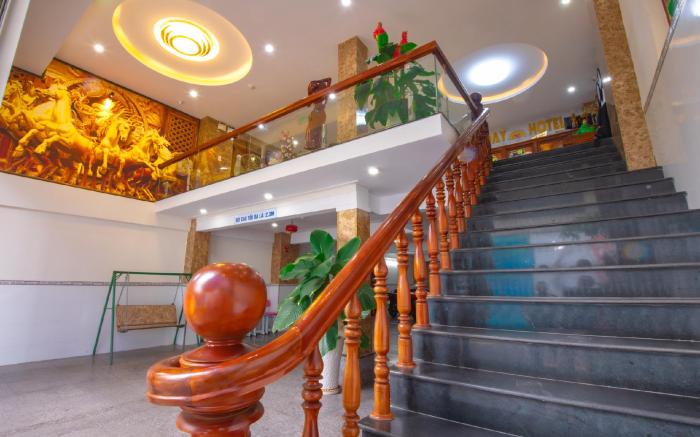 NEW DAY HOTEL